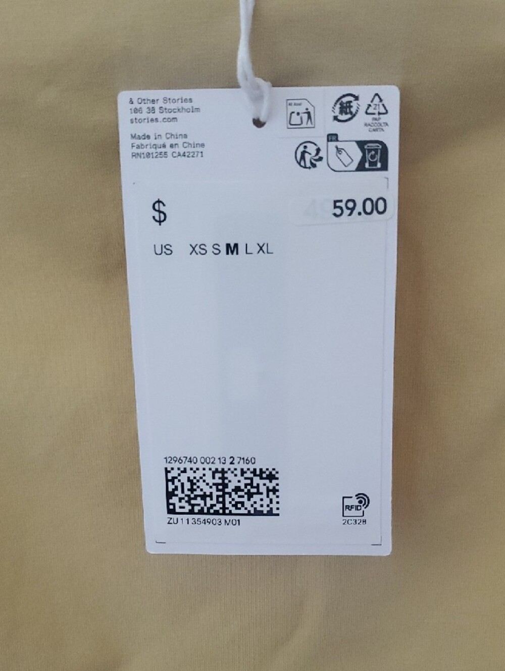 Sleeveless Mock-Neck Top light yellow - Picture 4 of 6